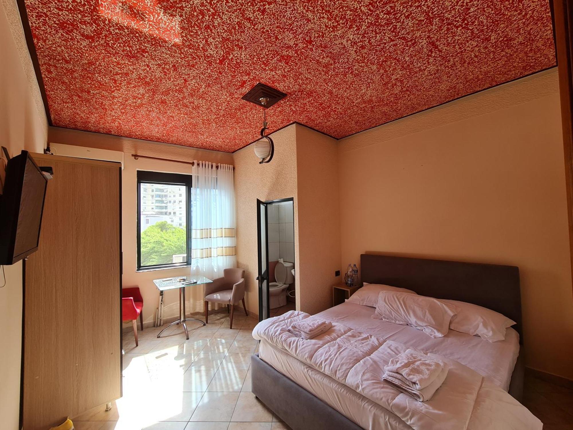 Hotel La Villa 地拉那 外观 照片